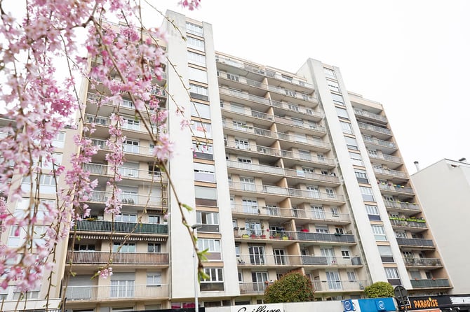 facade-immeuble-residence-collective-rosny-sous-bois